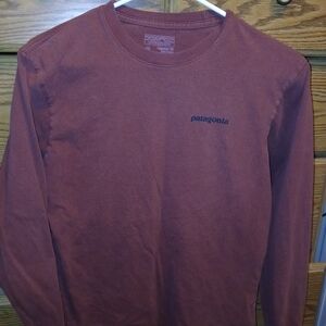 RPatagonia Men's Maroon Long Sleeve Tee